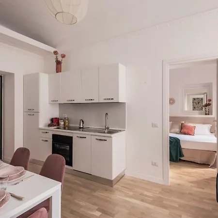 아파트 The Rent - Modern Two-bedroom Near Termini